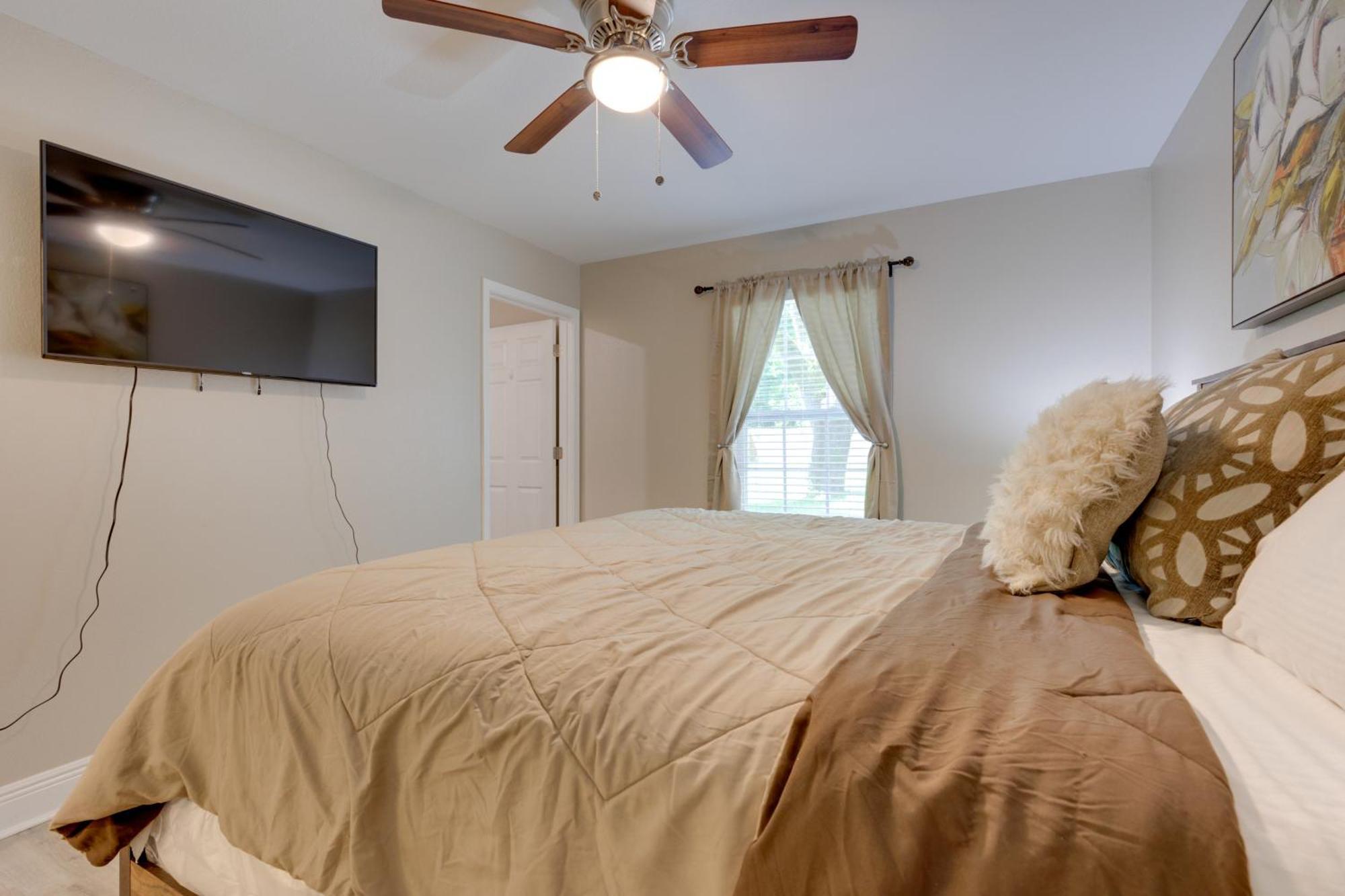 Dog-Friendly Pensacola Duplex About 7 Mi To Downtown Lägenhet Exteriör bild