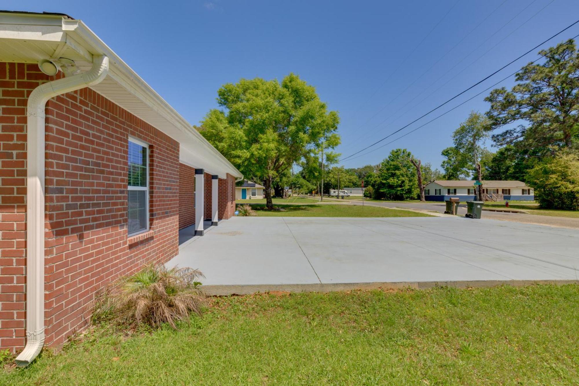 Dog-Friendly Pensacola Duplex About 7 Mi To Downtown Lägenhet Exteriör bild